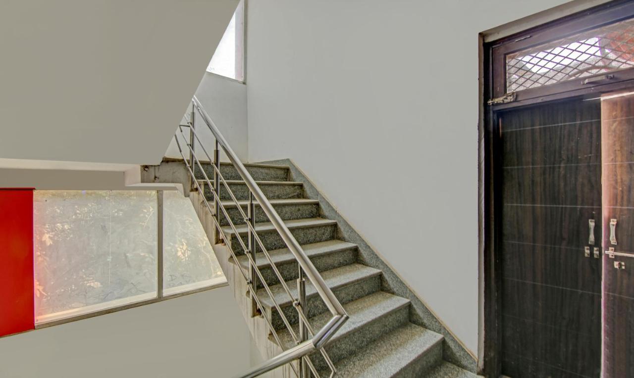 Treebo Tms Residency Hotel New Delhi Exterior photo
