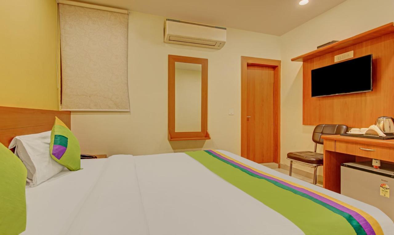 Treebo Tms Residency Hotel New Delhi Exterior photo